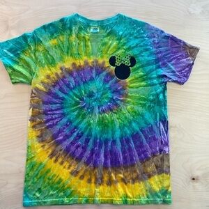 Disney Tee size Medium (EP)